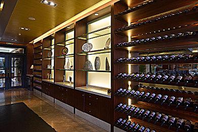 《星刃》已正式发售 首日补丁修复输入延迟问题